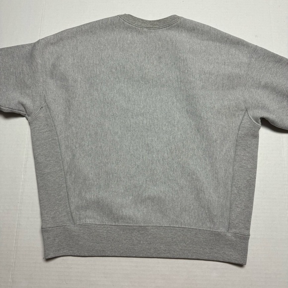 2 Champion Reverse Weave Women's Crewneck Sweatshirts  Gray, Pink Size: Large - Picture 7 of 8